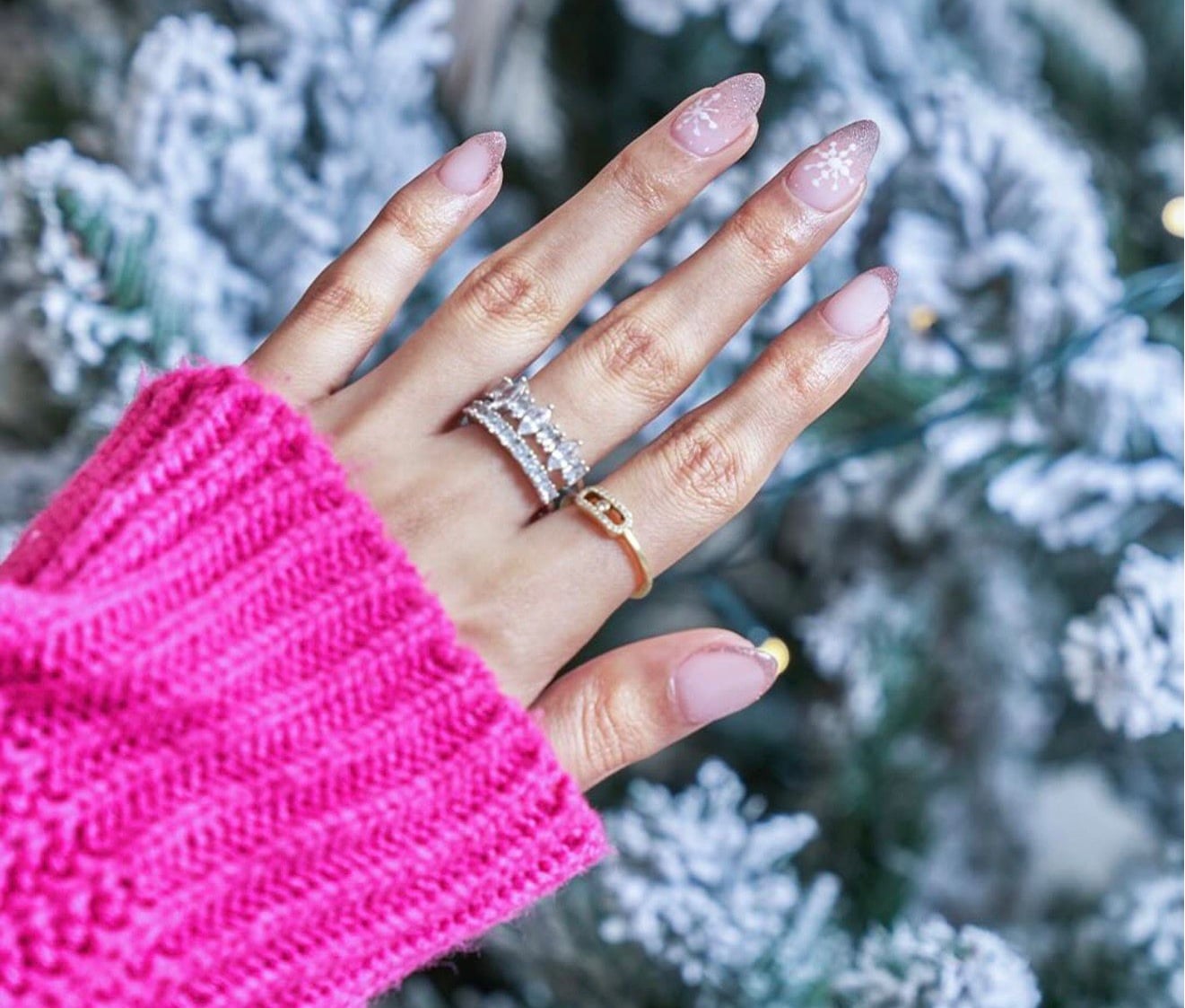 تركيب الاظافر 