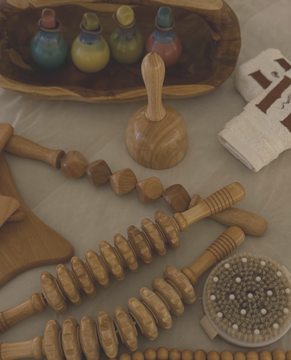 مساج الاخشاب