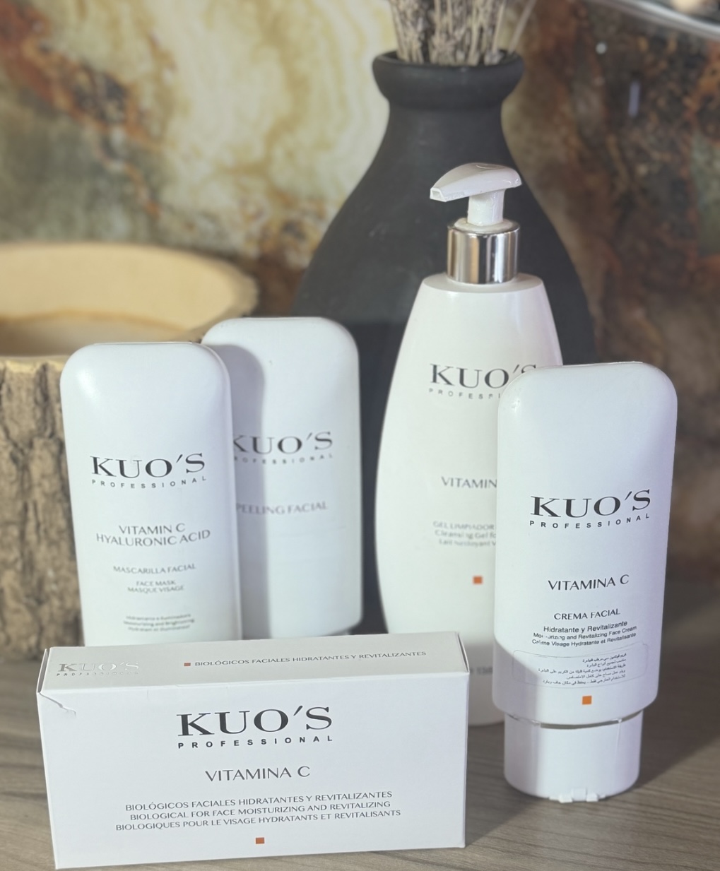 تنظيف عميق للبشرة بالفيتامين سي