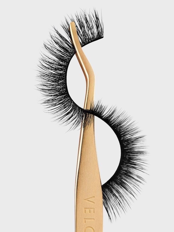 Daily Lash Extensions 
