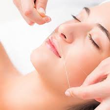 إزالة شعر الجسم بالحلاوة