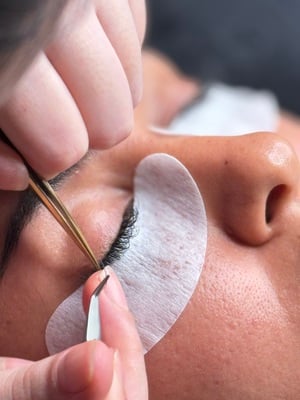 كات آيز ( شهرية )