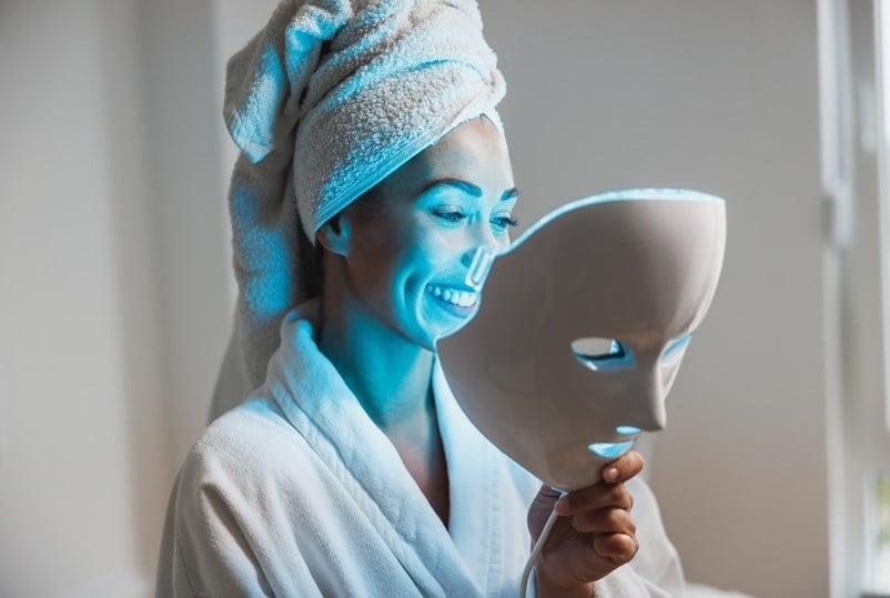 العناية بالبشرة