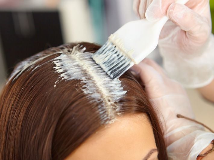 صبغة جذور الشعر