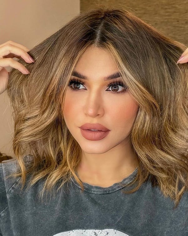 صبغة مع هاي لايت لشعر قصير و لاخر الرقبة